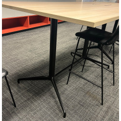 High Table In Good Condition