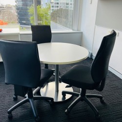 Round Meeting Table