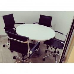 Round Meeting Table