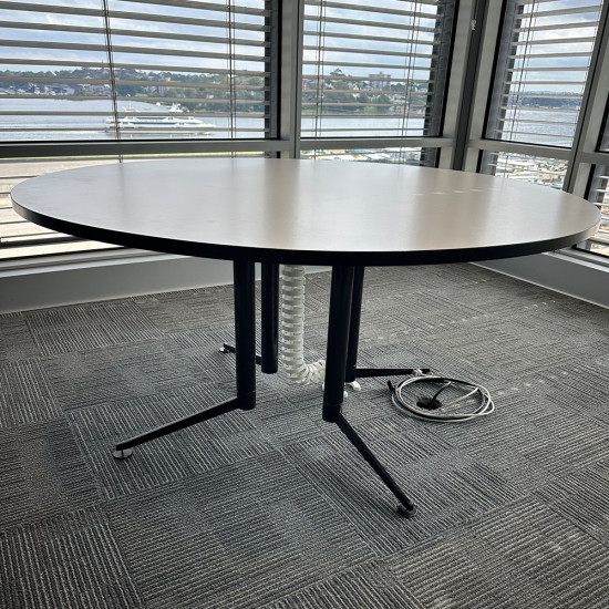 Big round table with black legs office table meeting table