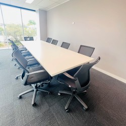 Modern Meeting Room Table In Good Condition