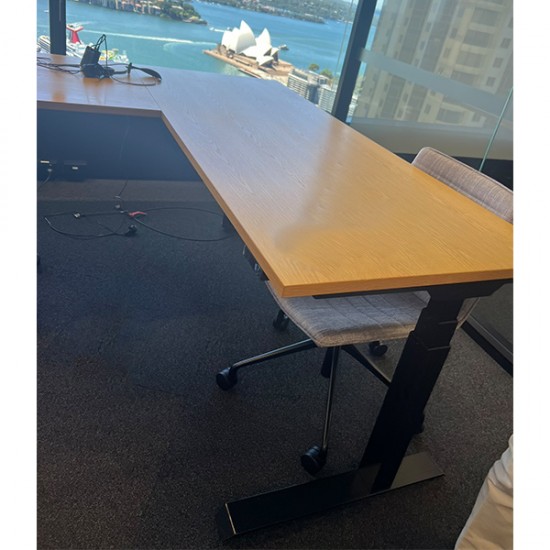 Height Adjustable Desk