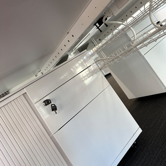 Modern office workstations , office desk and table furniture